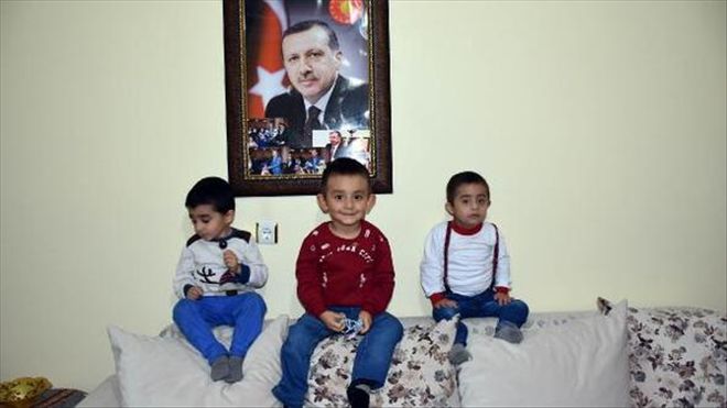 Yaş günlerini kutlayan üçüzler ´Recep´, ´Tayyip´, ´Erdoğan´, Cumhurbaşkanı´nı bekliyor