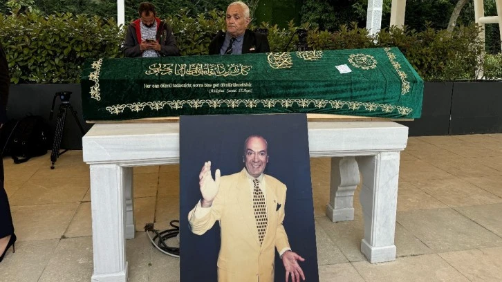 Ünlü Sunucu Son Yolculuğuna Uğurlandı