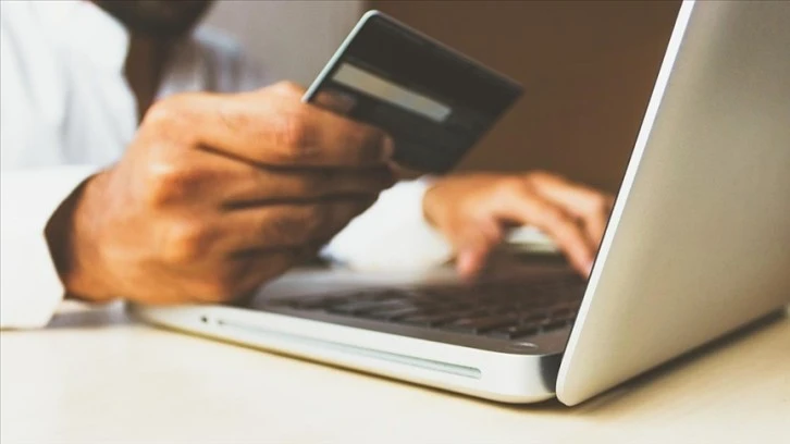 Türkiye'nin E-Ticaret Hacmi 1,85 Trilyon Liraya Ulaştı