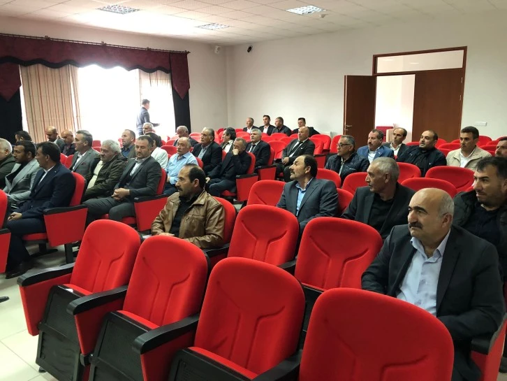 Sivas'ta Muhtarlar Başkanlarını Seçti!