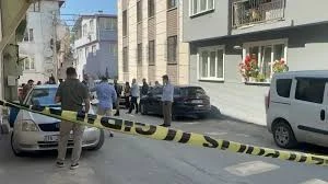 Cani Baba Kahvaltı Sofrasında 3 Çocuğunu Öldürdü