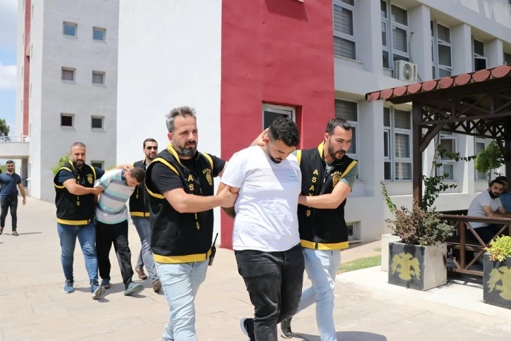 Adana'da vahşi cinayet! 