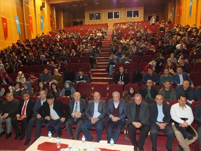 Eğitimde Diriliş Derneği, konferans düzenledi
