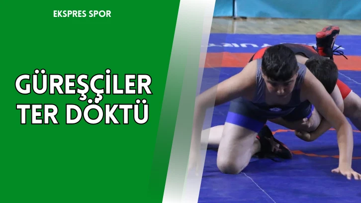 Güreşçiler Ter Döktü