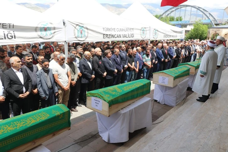 İliç'te 5 İşçi Son Yolculuklarına Uğurlandı 