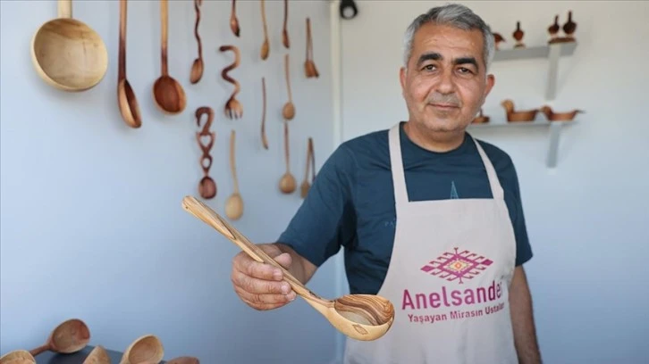Ahşap Kaşık Yapımını Gelecek Nesillere Aktarıyor!