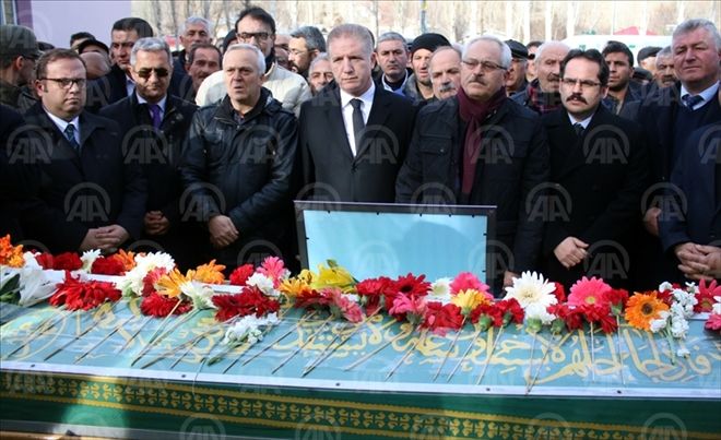 HALK OZANI KIZILTUĞ SON YOLCULUĞUNA UĞURLANDI