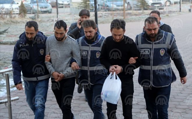 KAMYONETTEN HIRSIZLIK KAMERA GÖRÜNTÜLERİYLE ÇÖZÜLDÜ