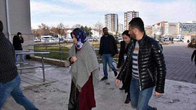 FETÖ ŞÜPHELİSİ 3 KADIN, SERBEST BIRAKILDI