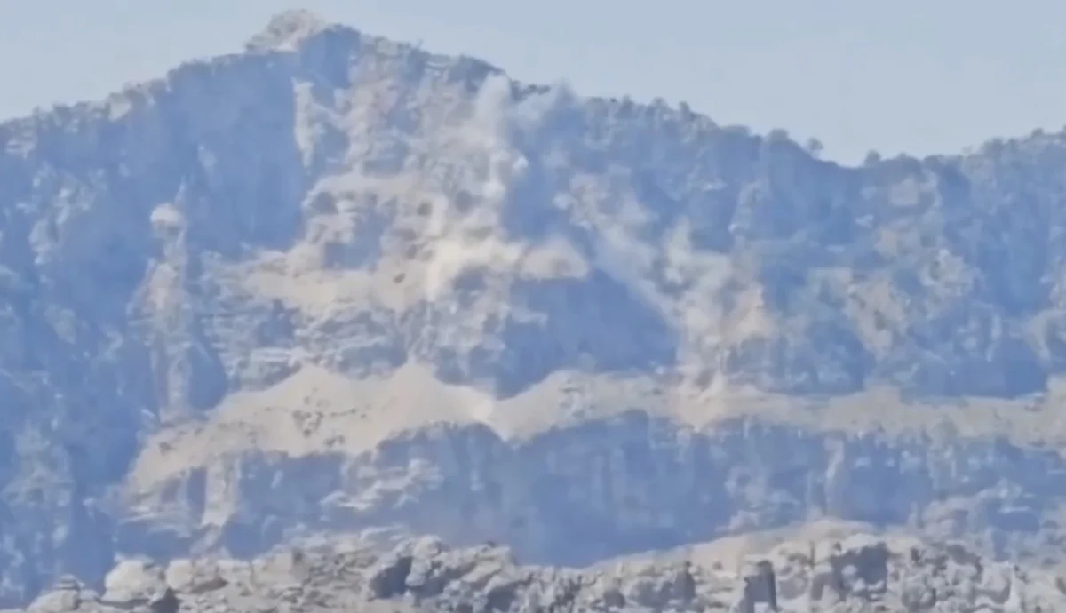 Türk Topçu Birlikleri Irak'ın Kuzeyindeki Hedefleri Vurdu