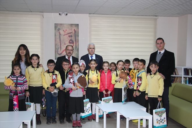 Öğrenciler kamu kurumlarını gezdi