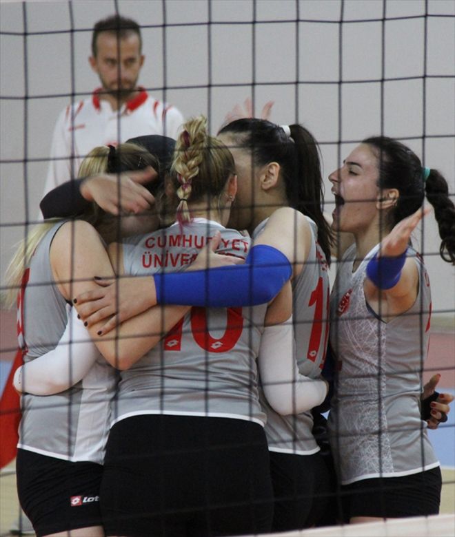 CÜSK´te LİDERLİK SEVİNCİ