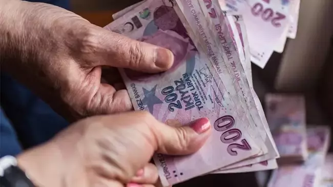 Uzmanı Açıkladı! En Düşük Emekli Maaşı Ne Kadar Olacak?