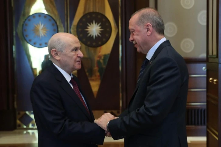 Cumhur İttifakı’nda deprem! Bahçeli Erdoğan’ı ne ile tehdit etti