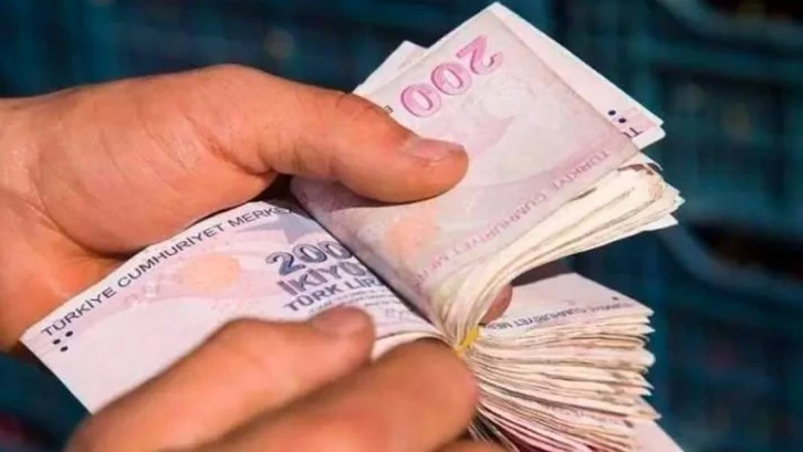 Emeklilerin hesaplarına bugün yatırıldı