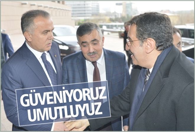 GÜVENİYORUZ  UMUTLUYUZ