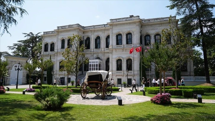 Yıldız Sarayı'na Ziyaretler Başladı