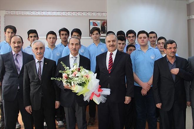 ?KENDİLERİNİ PEYGAMBER YERİNE KOYDULAR?