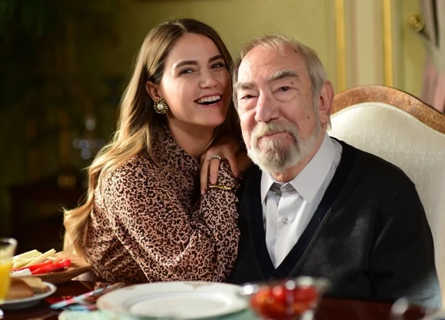 Ünlü Oyuncu Hayatını Kaybetti