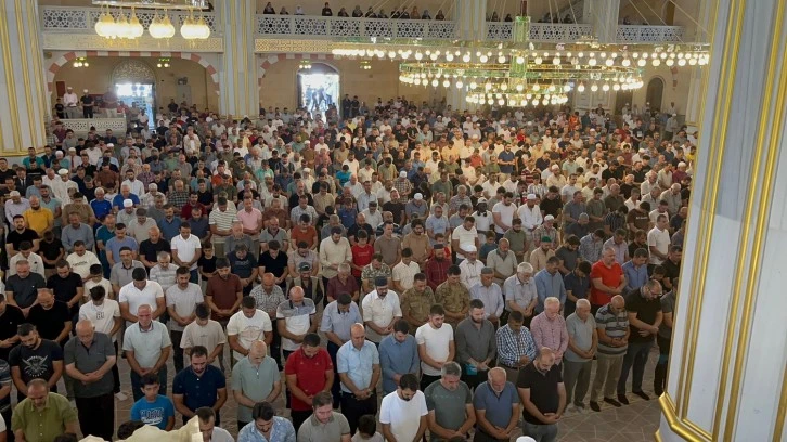 İç Anadolu'da Heniyye için gıyabi cenaze namazı kılındı