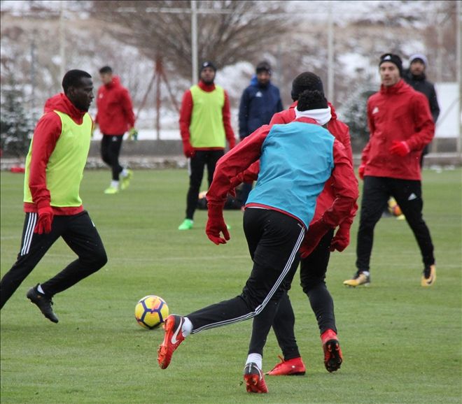 KAMP YARIN BAŞLIYOR