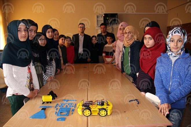 3 D YAZICI KULLANARAK ARABA YAPTILAR