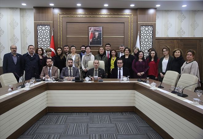 67 akademisyenden  54´ü kazandı