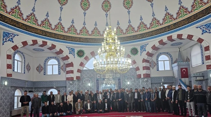 Ulaş'ta sabah namazı buluşması