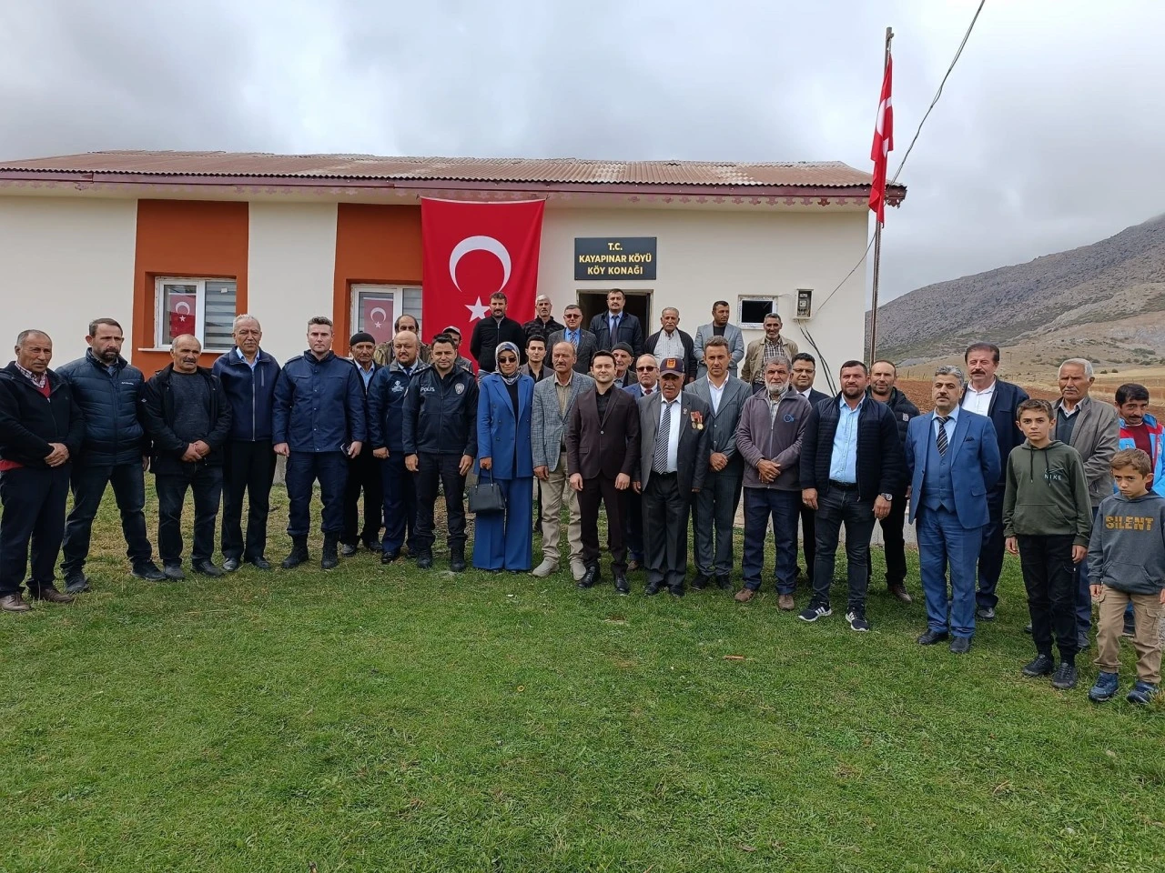 Ulaş'ta Köy Konağı Hizmete Açıldı