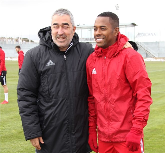 AYBABA, ? ROBİNHO TRANSFERİNDEN MUTLUYUZ?