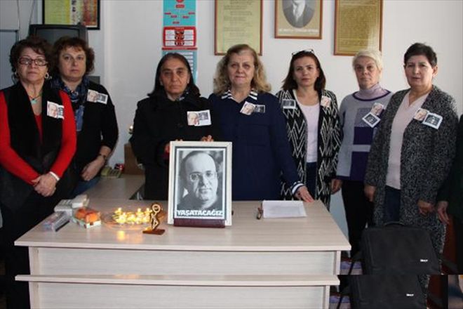 CUMHURİYETÇİ KADINLAR, MUMCU VE OKKAN´I ANDI