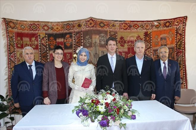 ZARA KAYMAKAMI KIZILGÜNEŞ DÜNYAEVİNE GİRDİ