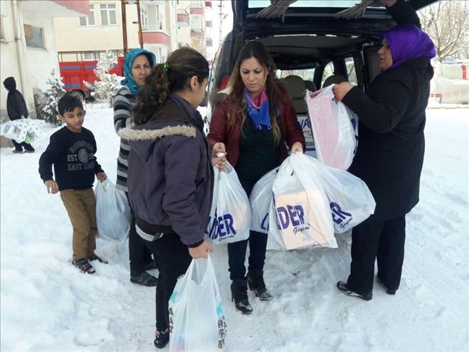 ÖĞRENCİLER İÇİN YARDIM KAMPANYASI