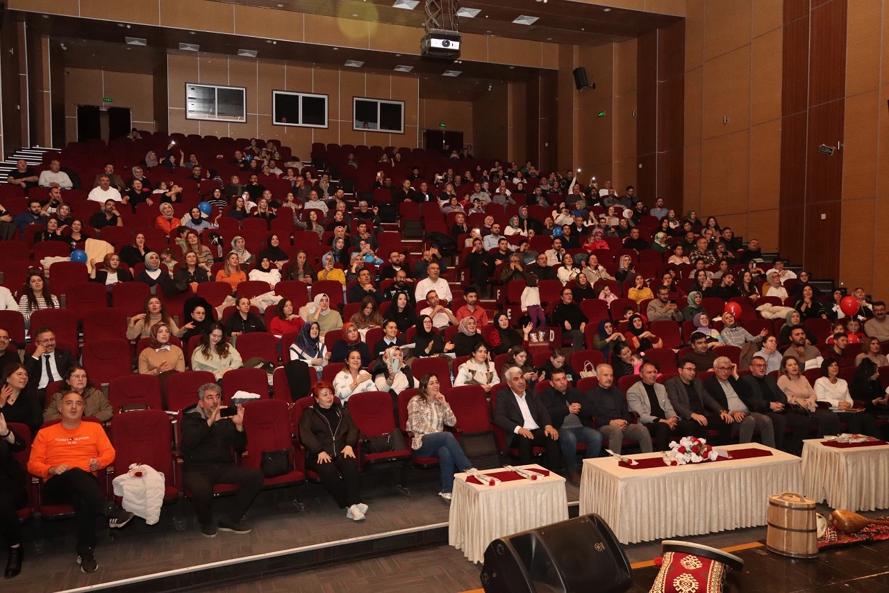 Sivas’ta Öğretmenlerden Unutulmaz Müzik Ziyafeti