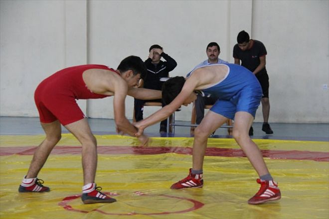 OKULLU YILDIZLAR GÜREŞ