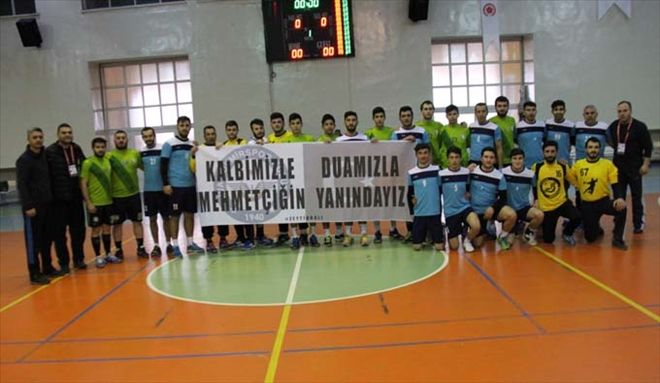 HENTBOLCULAR MEHMETÇİĞİ UNUTMADI