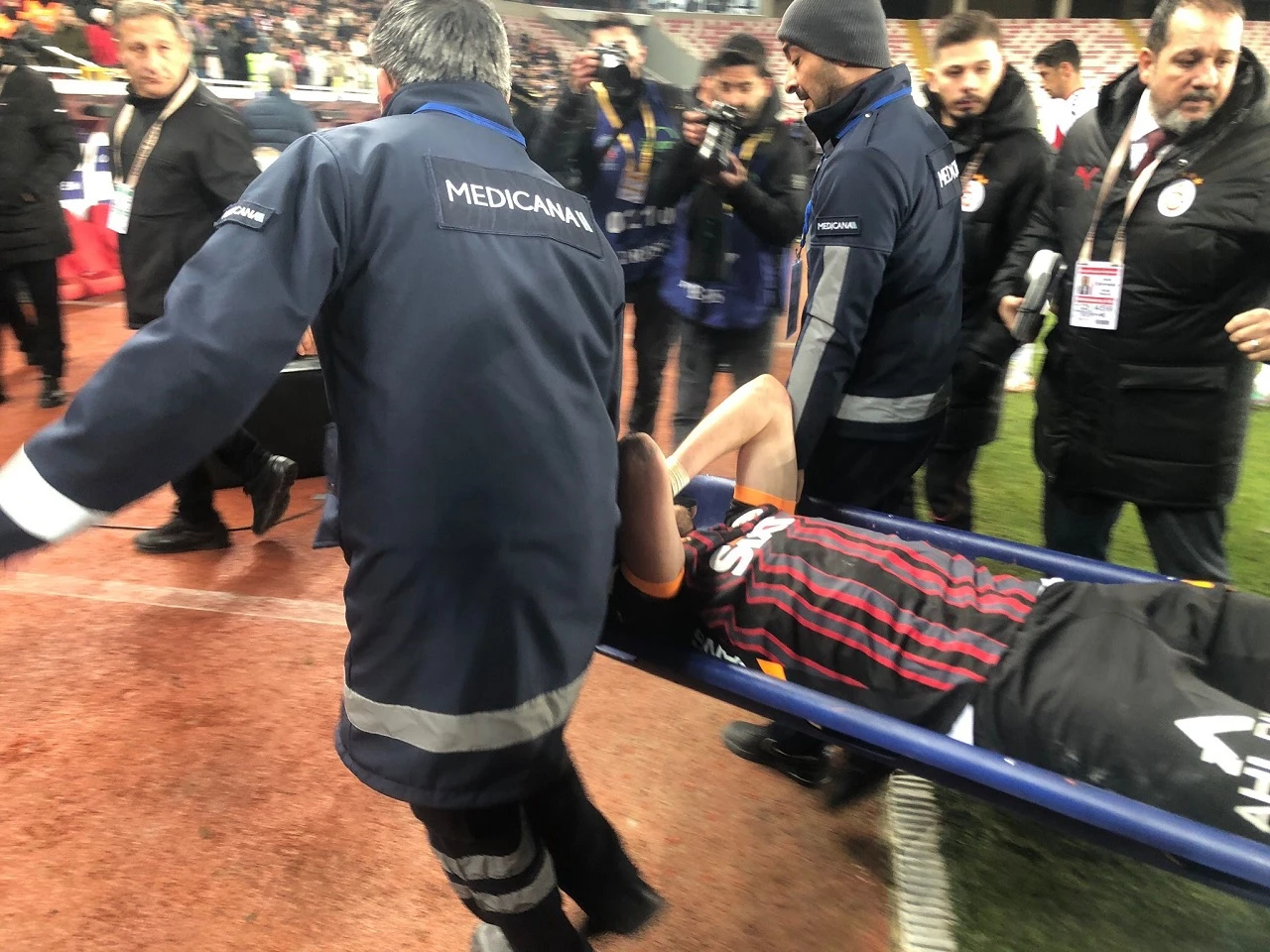Galatasaray: " VAR Konuşmalarını Merakla Bekliyor Olacağız"