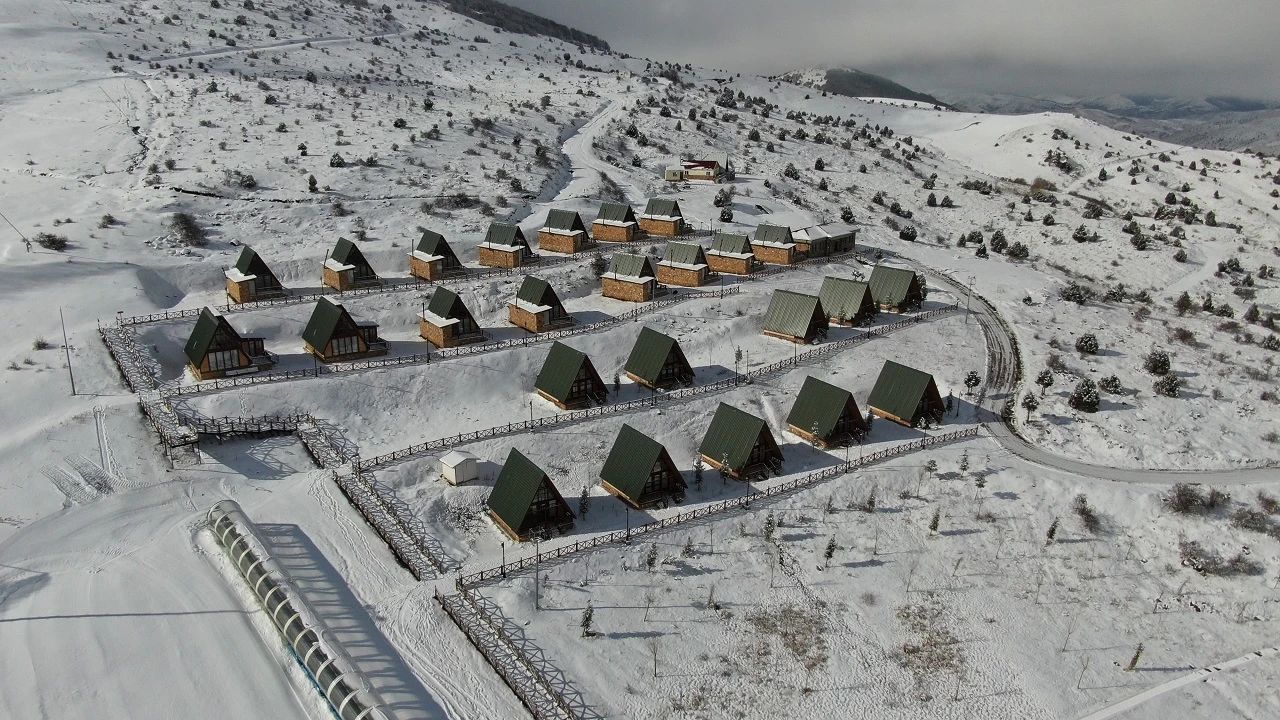 Sivas’ın Yıldız’ında Kar Kalınlığı 75 Santimetreye Ulaştı  