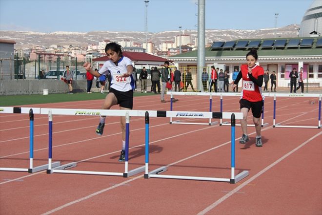 İL ATLETİZMİ NEREYE KOŞUYOR?