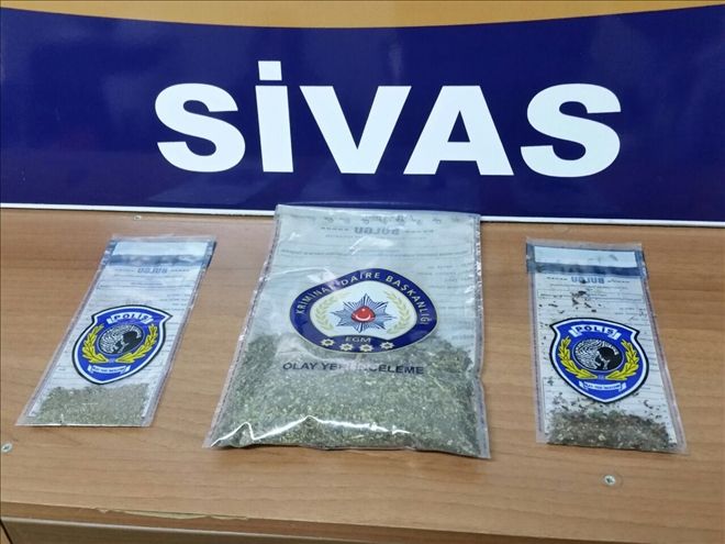 3 KİŞİ GÖZALTINDA