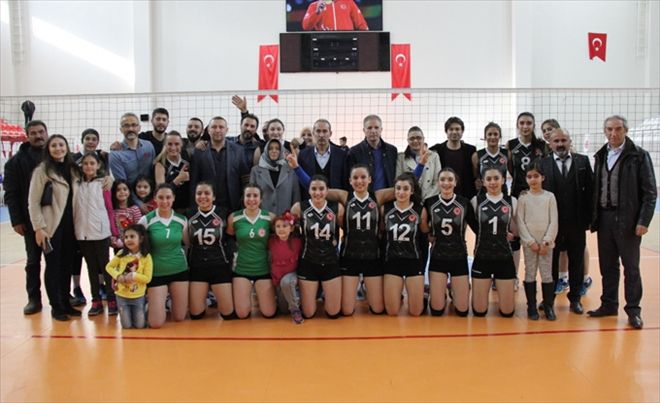 CÜSK, SÖKE SÖKE PLAY-OFFTA