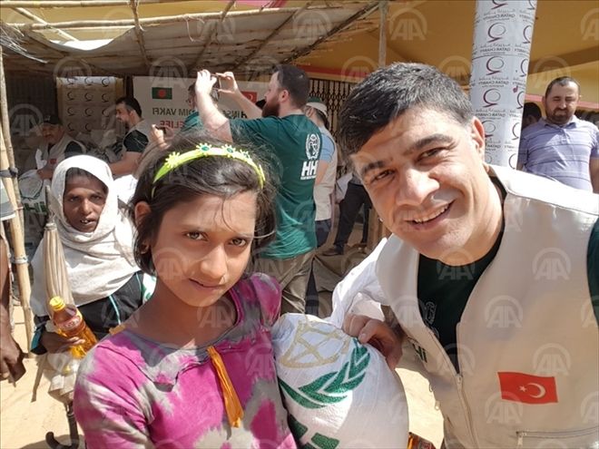 İHH´dan ARAKAN´a YARDIM