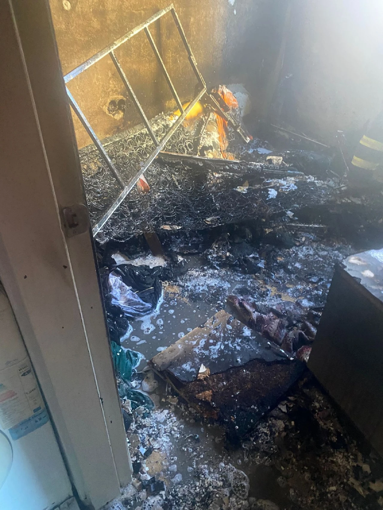 Isıtıcıdan Çıkan Yangın Paniğe Neden oldu.