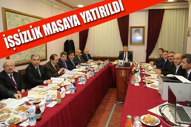 "İŞSİZLERİ MESLEK SAHİBİ YAPALIM"