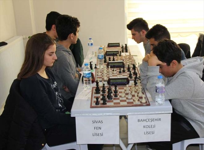 SATRANÇ´TA ORGANİZASYONLAR TAM GAZ