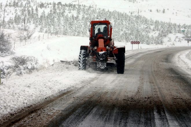 267 KÖY YOLU KARDAN KAPANDI