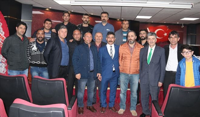 KAMYONCULARIN BAŞKANI  ÖMER YILDIZ OLDU