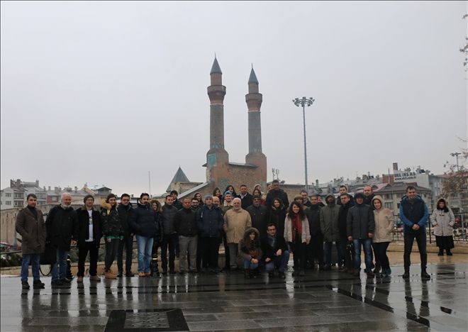 AKADEMİSYENLER SİVAS´I BEĞENDİ