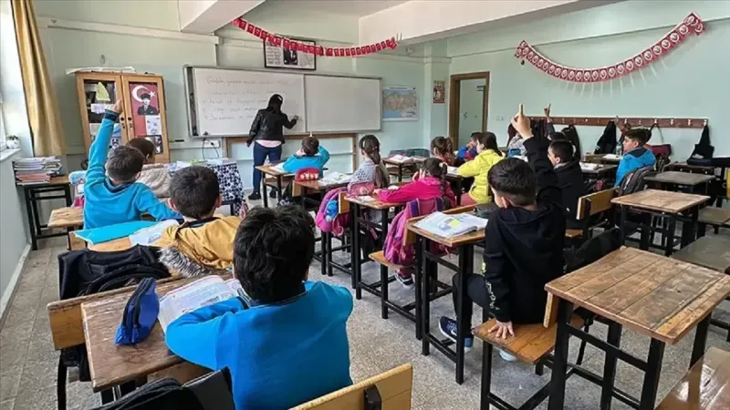 20 milyon öğrenci için ders zili çalacak!