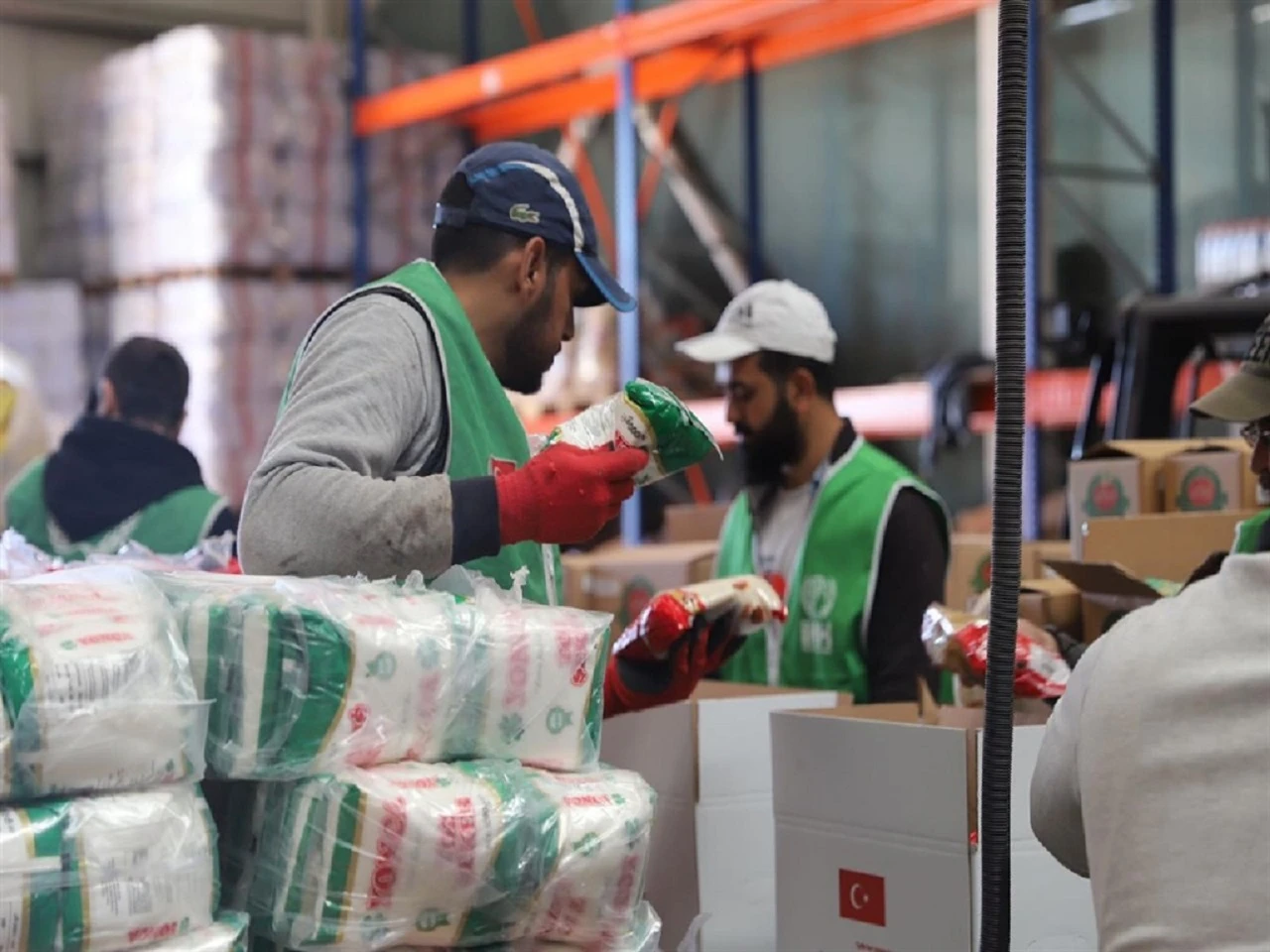 Ramazan’da 60 Ülkede Yardım Çalışmalarında Bulunacak